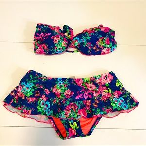 MUST BUNDLE W/3 ITEMS 2 pieces swimming suit